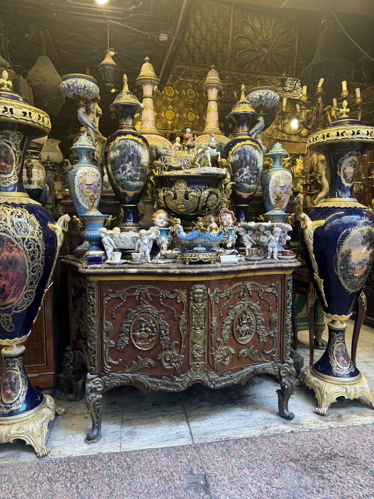 Antique vases and treasures in a Khan el-Khalili shop